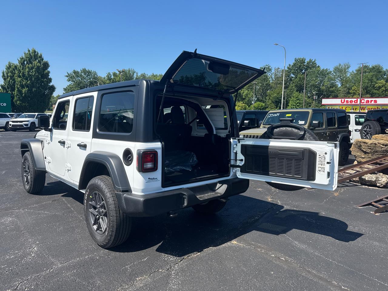 2025 Jeep Wrangler