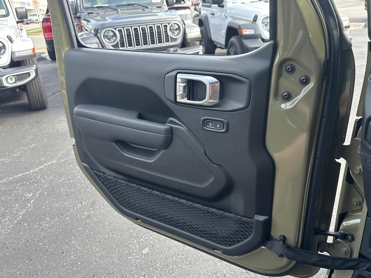 2025 Jeep Wrangler