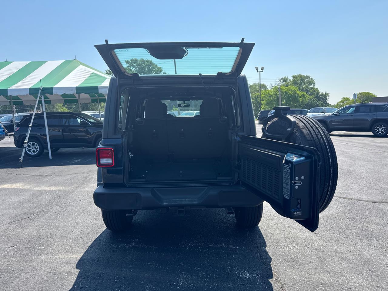 2025 Jeep Wrangler