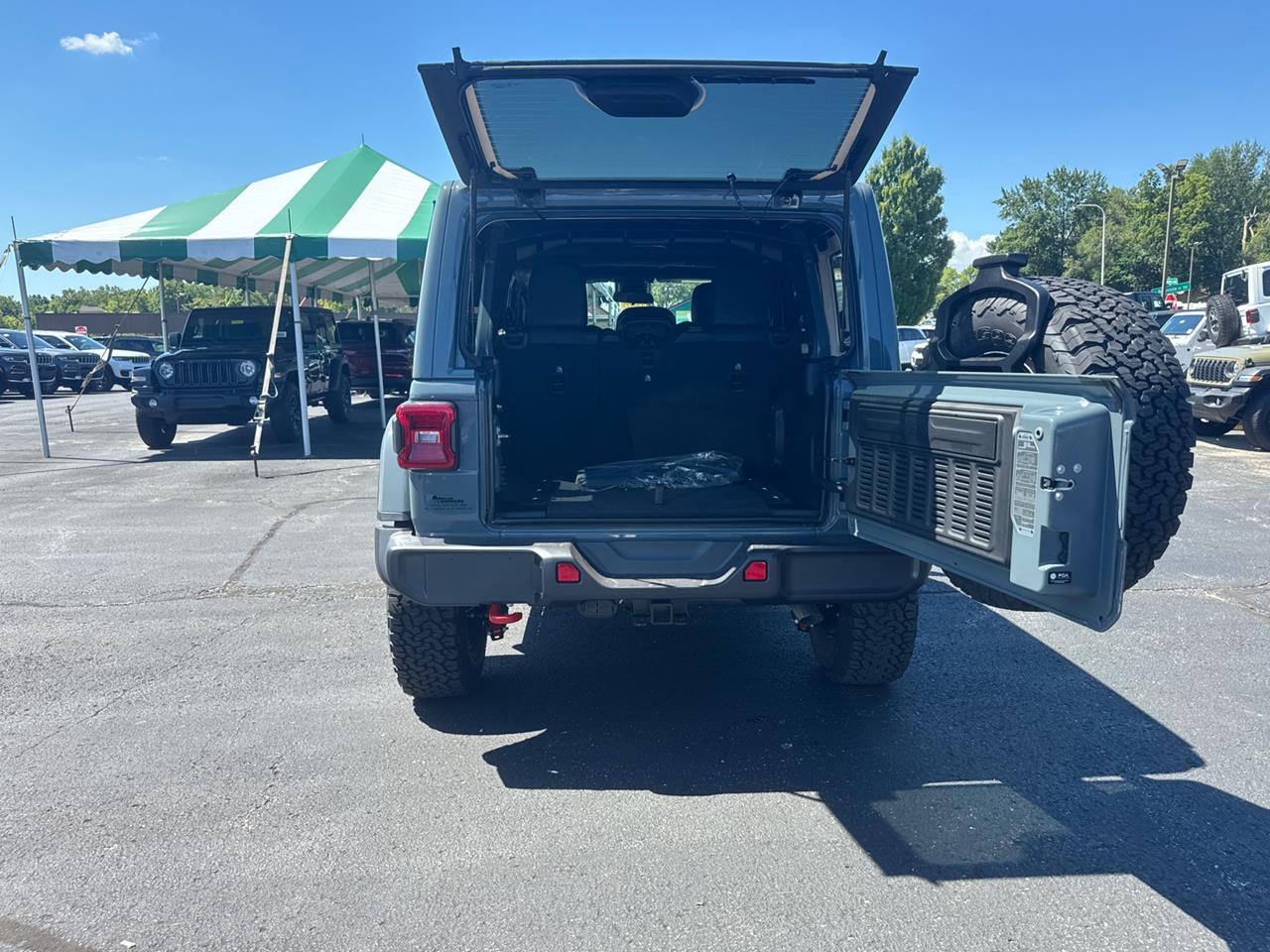2025 Jeep Wrangler