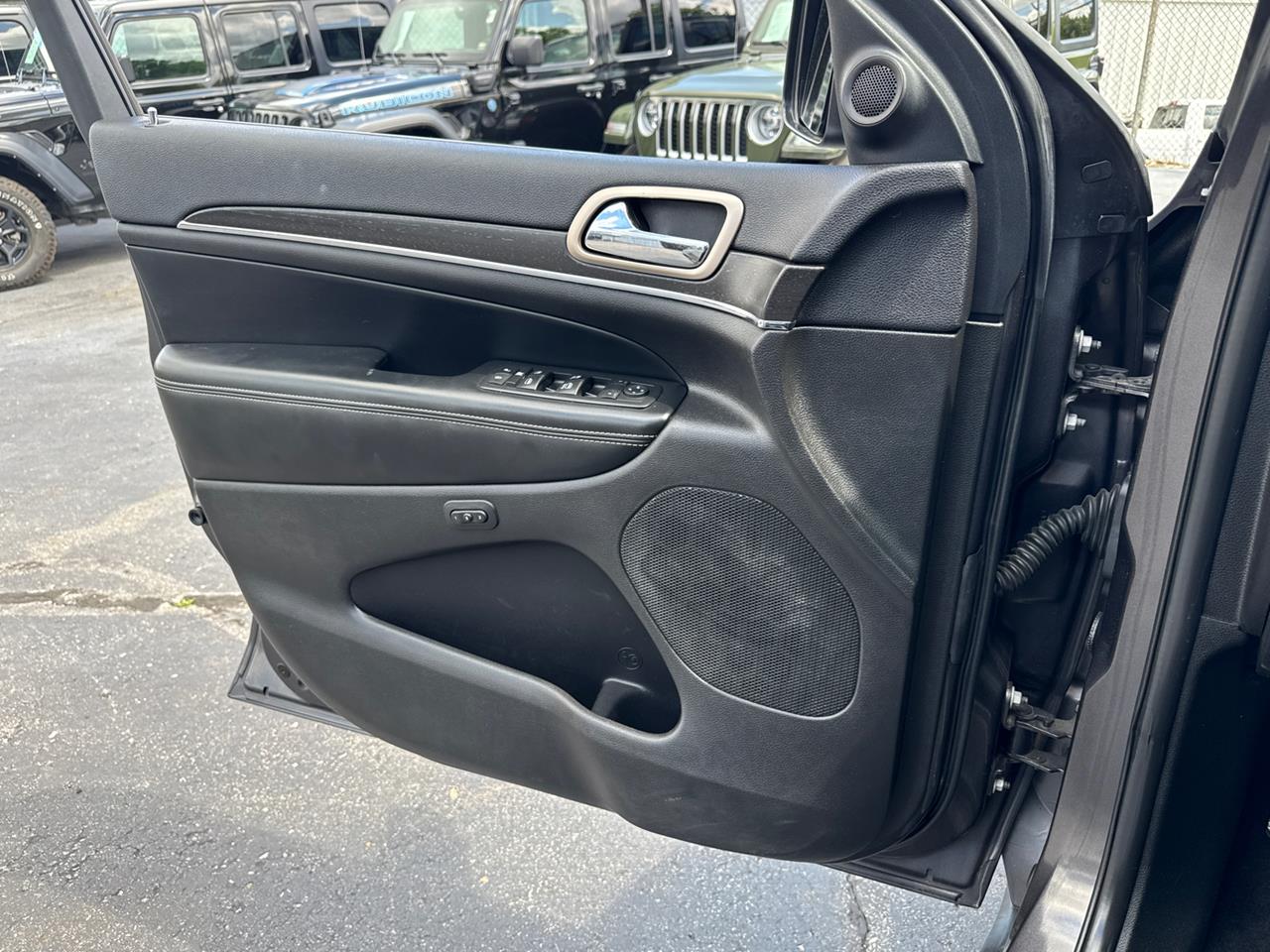 2017 Jeep Grand Cherokee