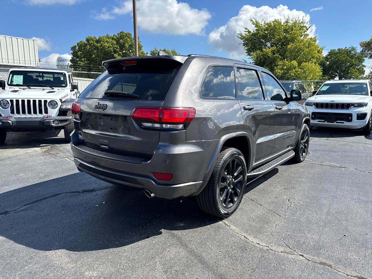 2020 Jeep Grand Cherokee