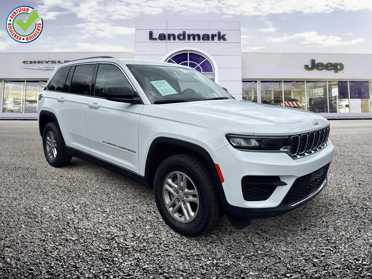 Used 2024 Jeep Grand Cherokee Laredo SUVs