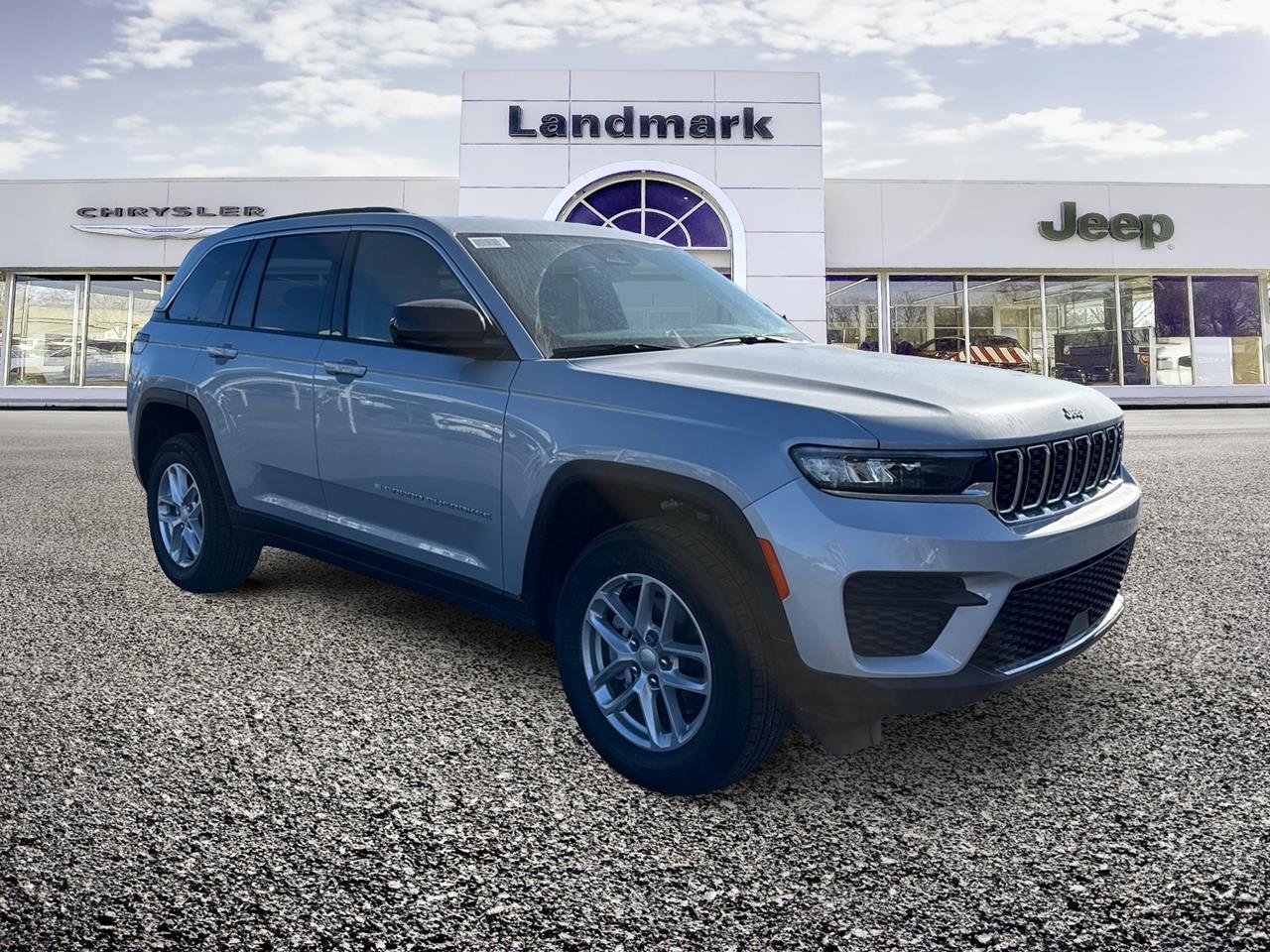New 2025 Jeep Grand Cherokee Laredo SUVs