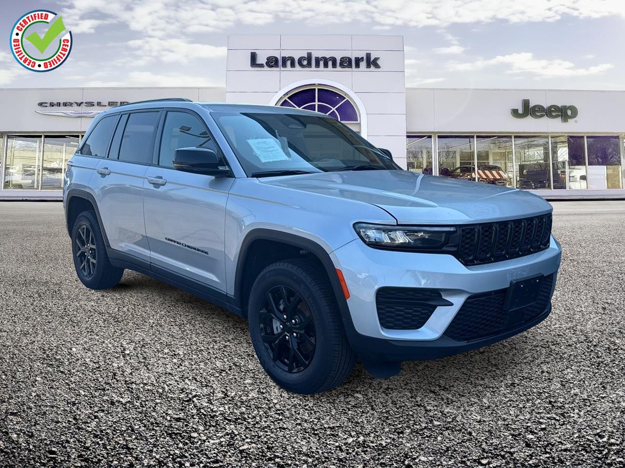 Used 2025 Jeep Grand Cherokee Altitude SUVs