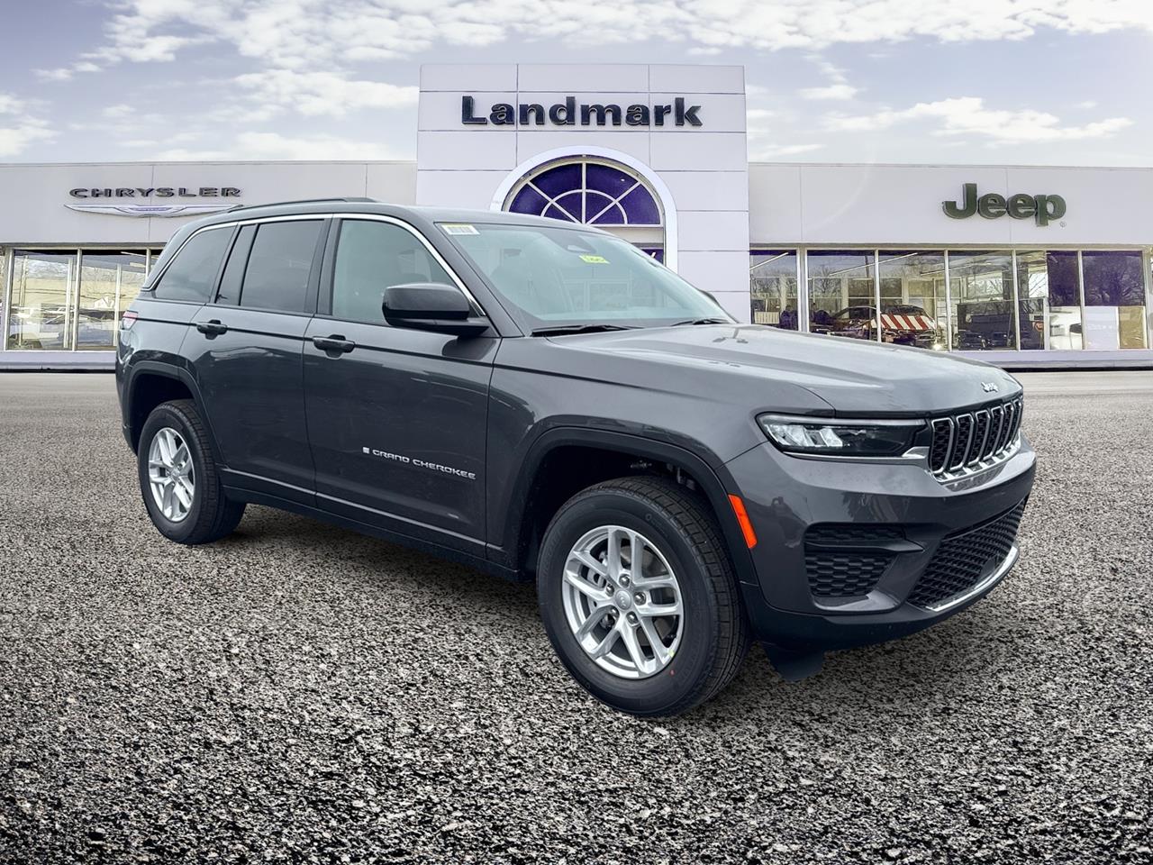 New 2026 Jeep Grand Cherokee Laredo SUVs