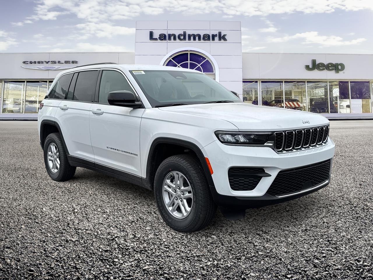New 2025 Jeep Grand Cherokee Laredo SUVs
