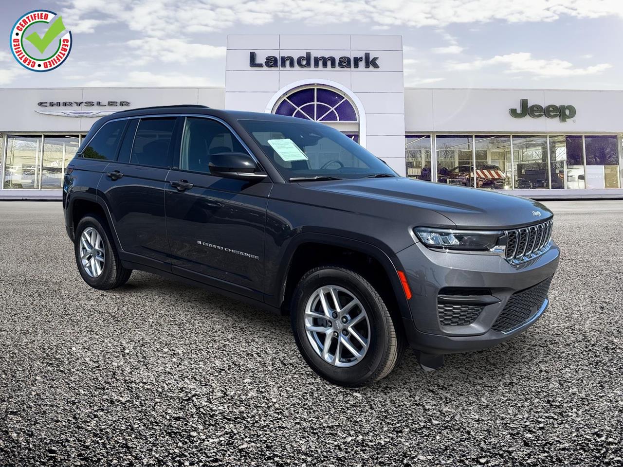 Used 2024 Jeep Grand Cherokee Laredo X SUVs