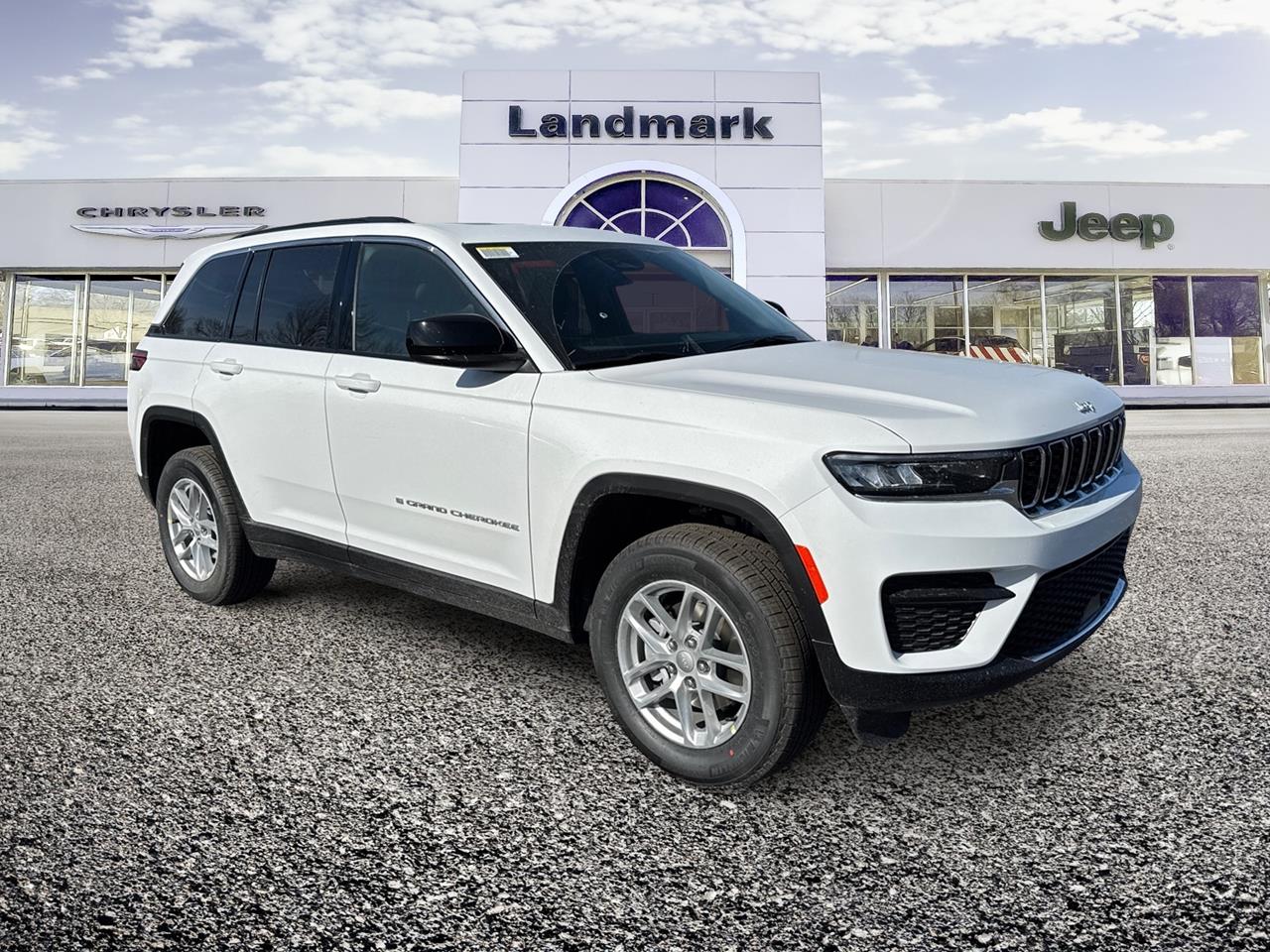 New 2026 Jeep Grand Cherokee Laredo X SUVs