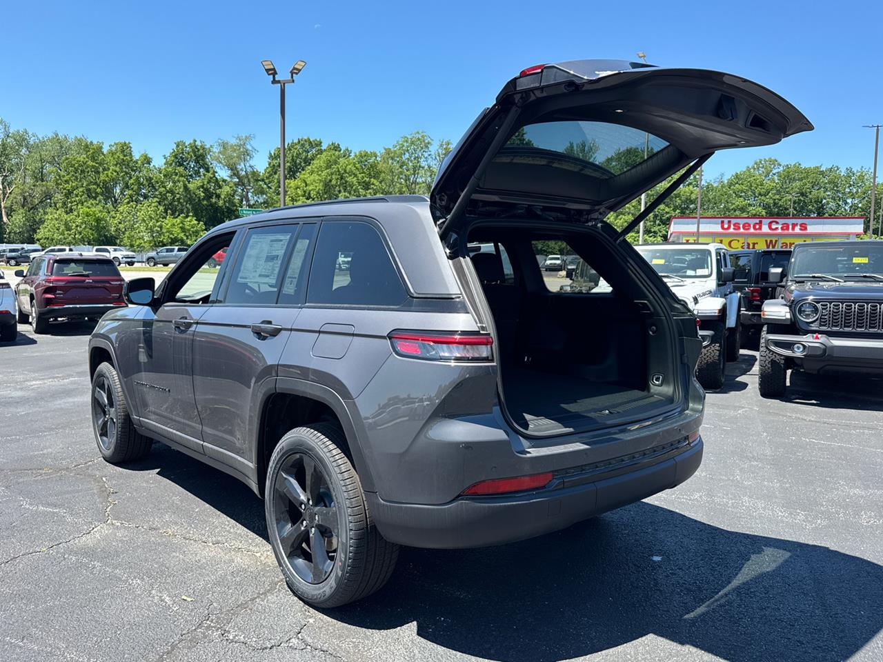 2025 Jeep Grand Cherokee