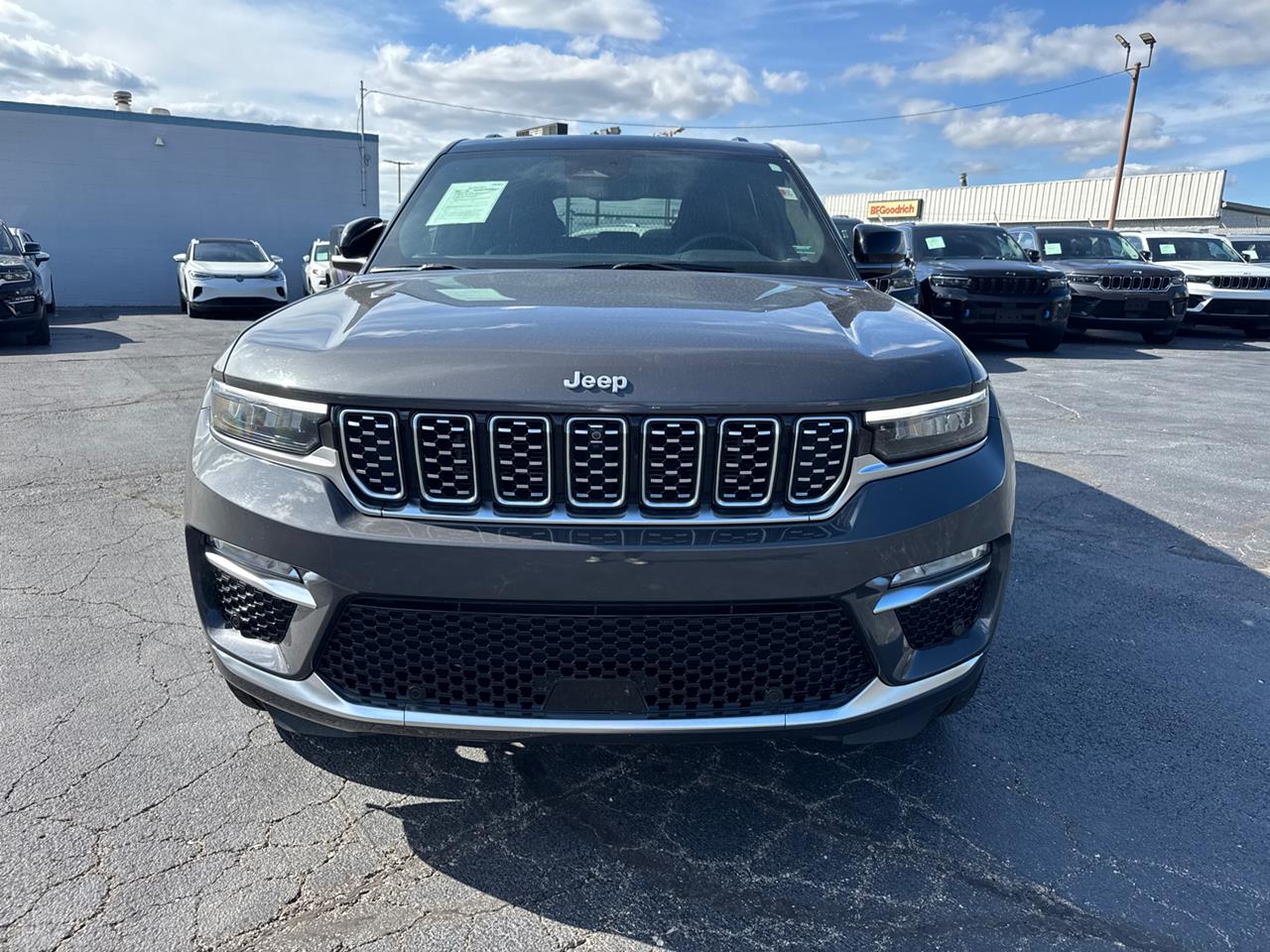 2025 Jeep Grand Cherokee