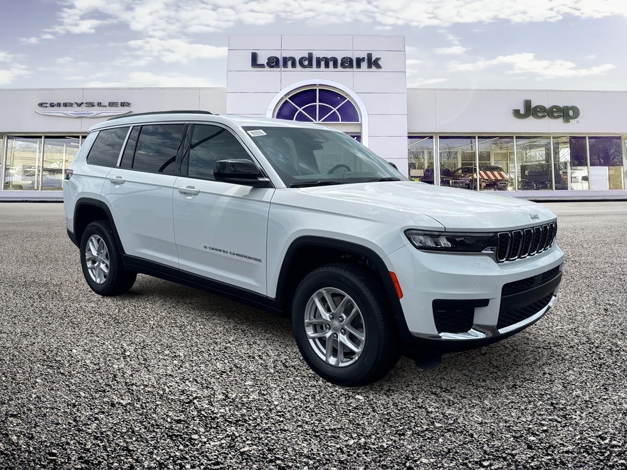 New 2026 Jeep Grand Cherokee L Laredo SUVs