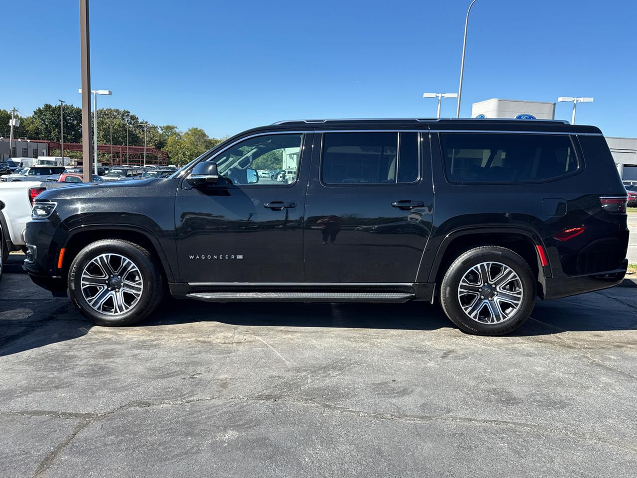 2024 Wagoneer L Wagoneer L