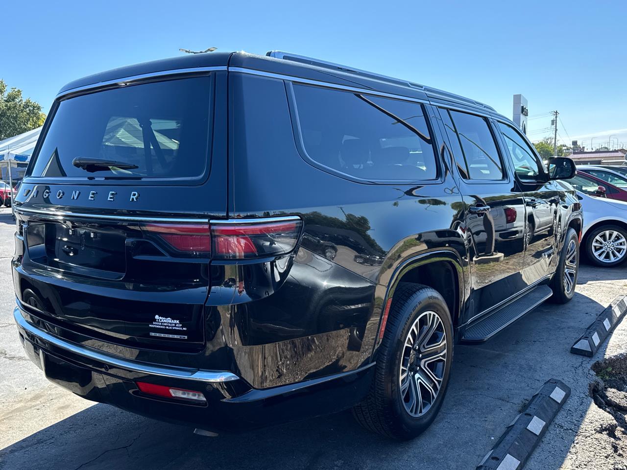 2024 Wagoneer L Wagoneer L