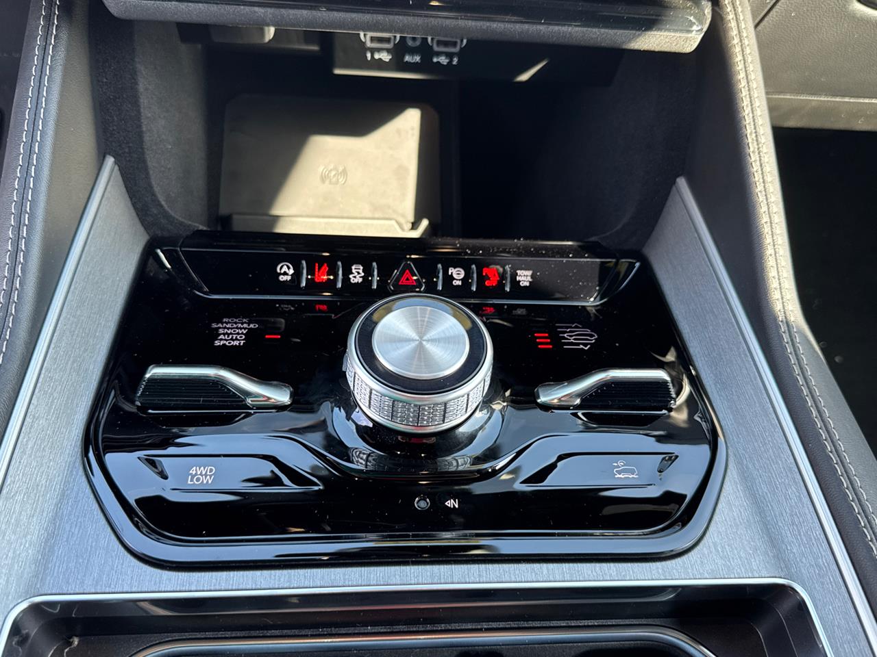 2025 Wagoneer Wagoneer