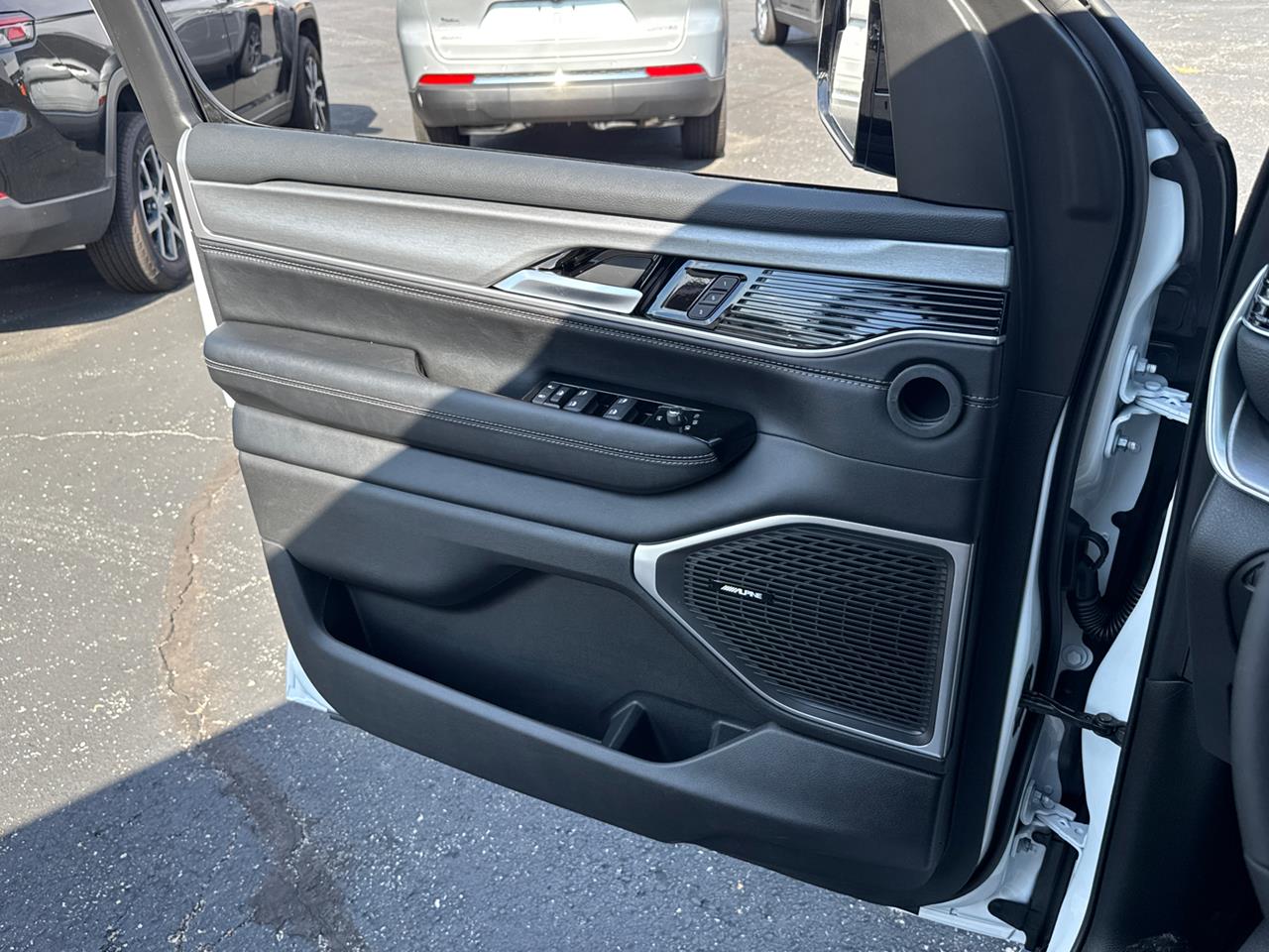 2025 Wagoneer Wagoneer