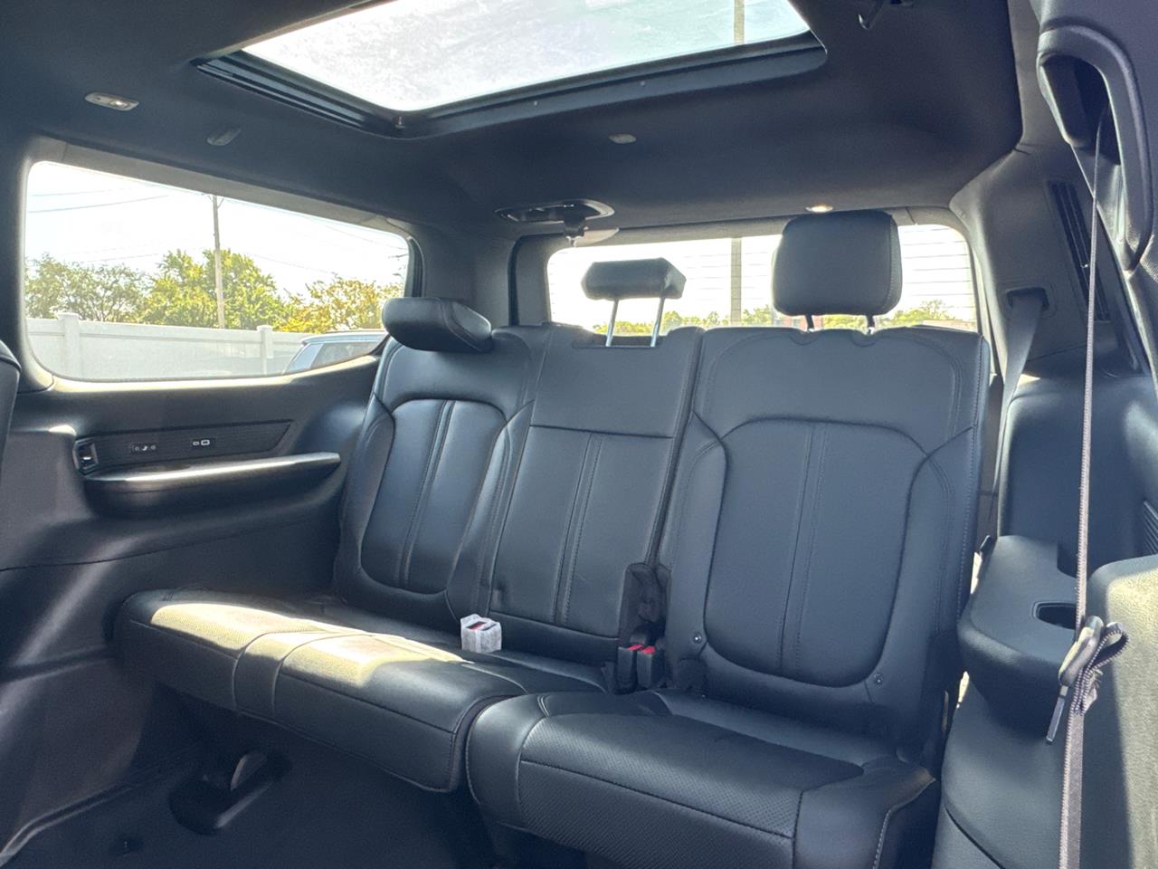 2025 Wagoneer Wagoneer