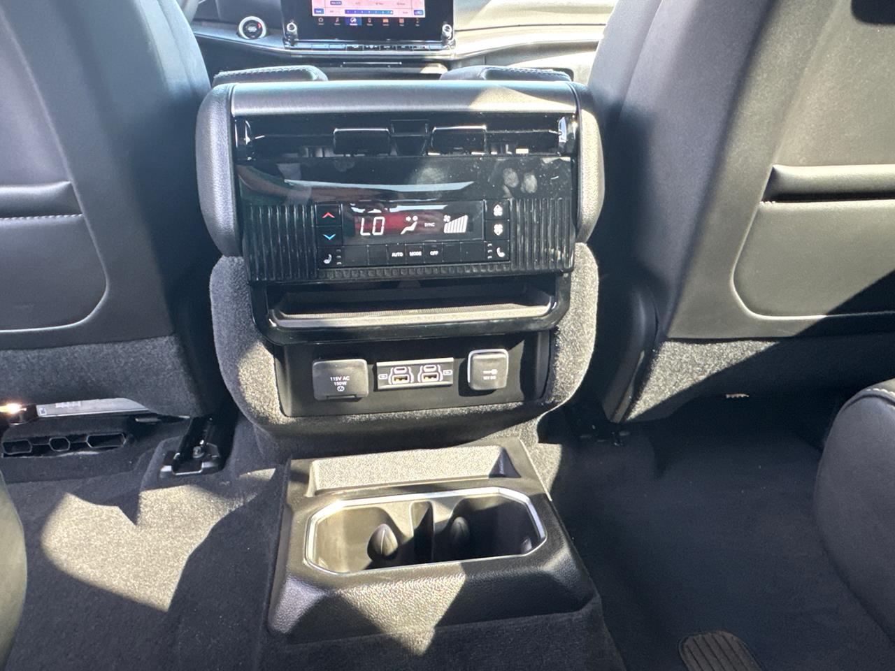 2025 Wagoneer Wagoneer