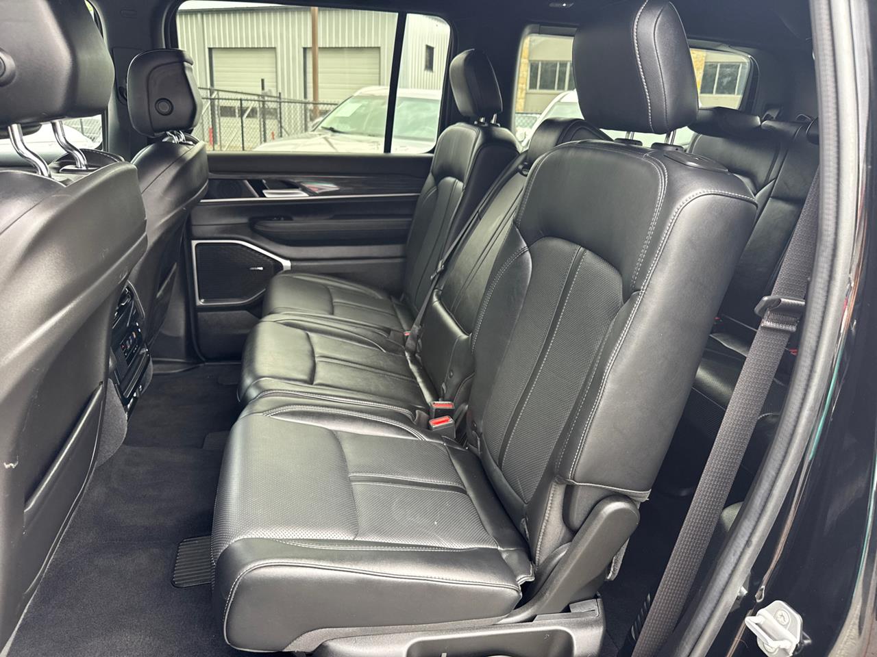 2022 Wagoneer Wagoneer