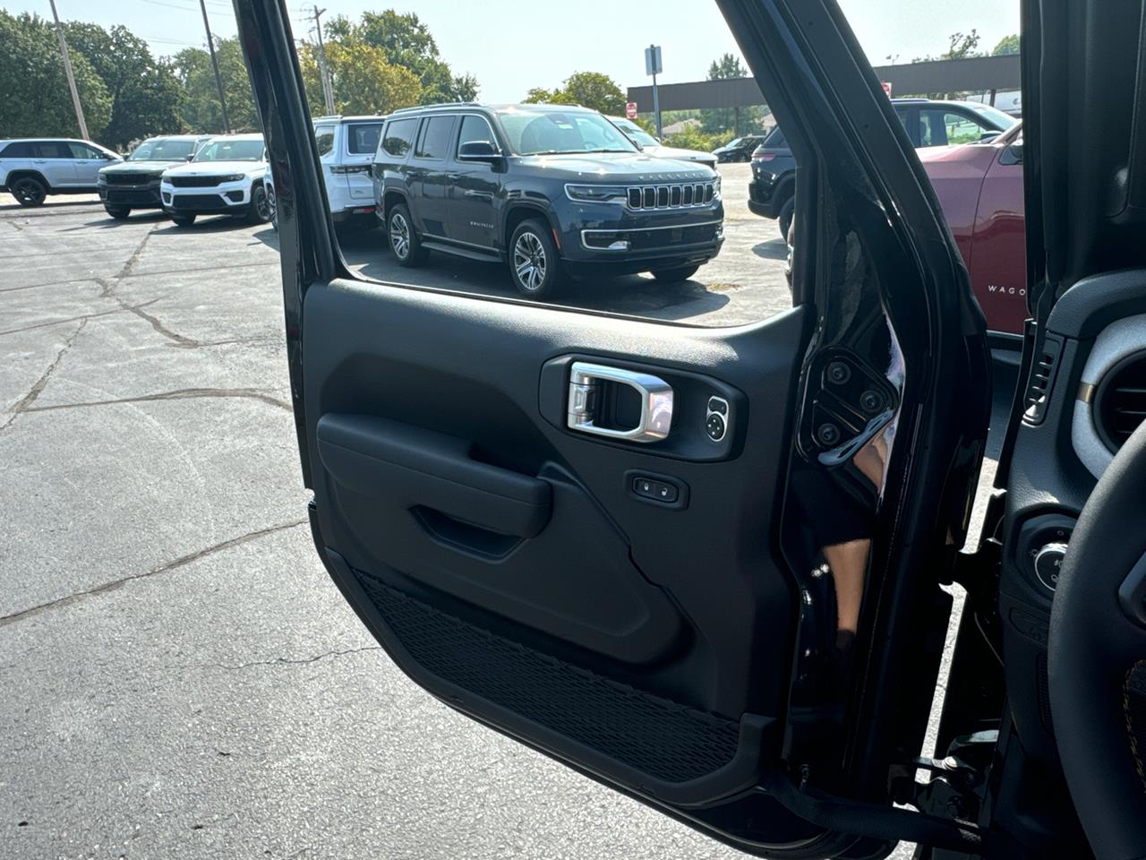 2024 Jeep Gladiator