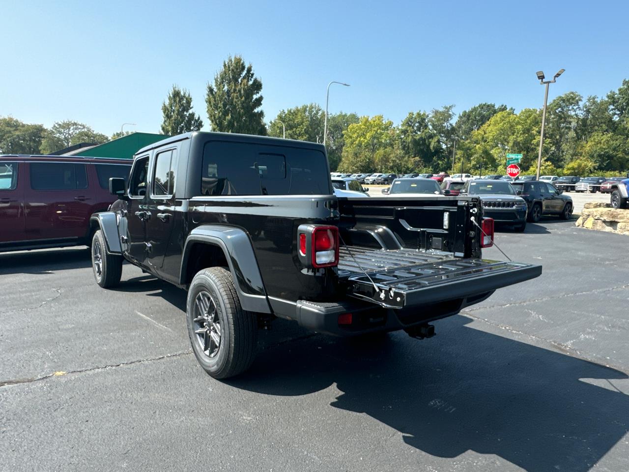 2024 Jeep Gladiator