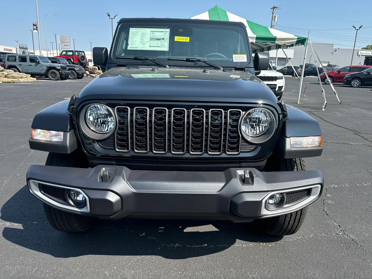 2024 Jeep Gladiator