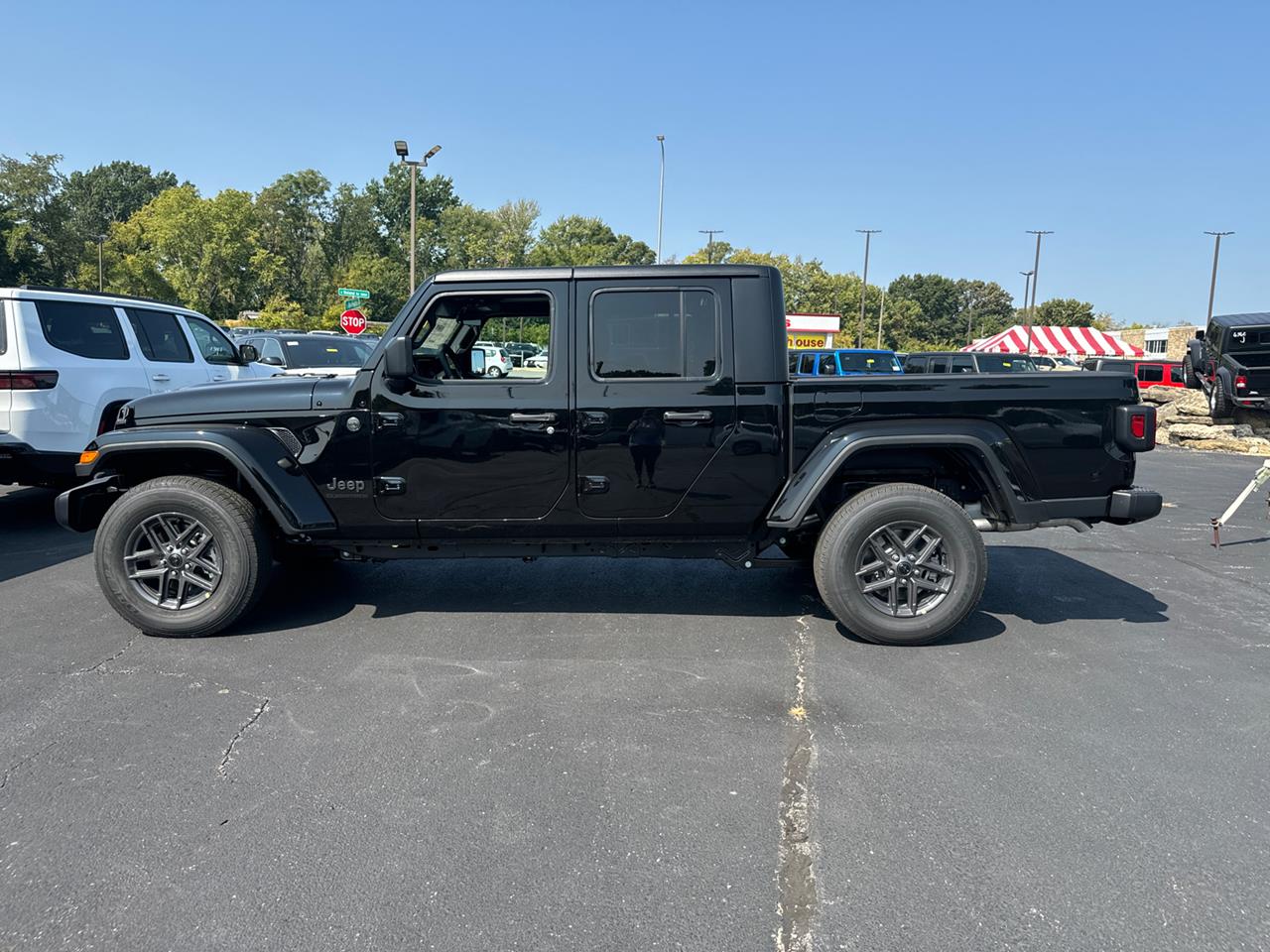 2024 Jeep Gladiator