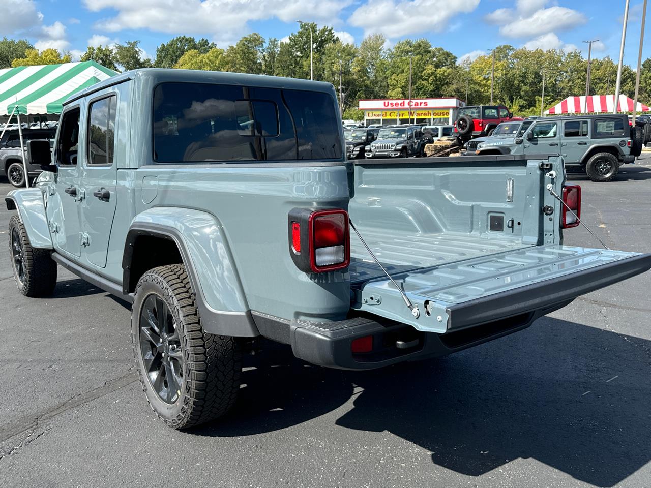 2024 Jeep Gladiator