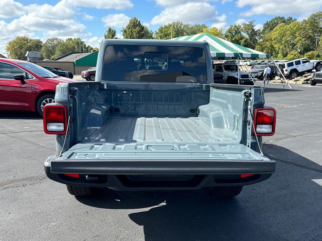 2024 Jeep Gladiator