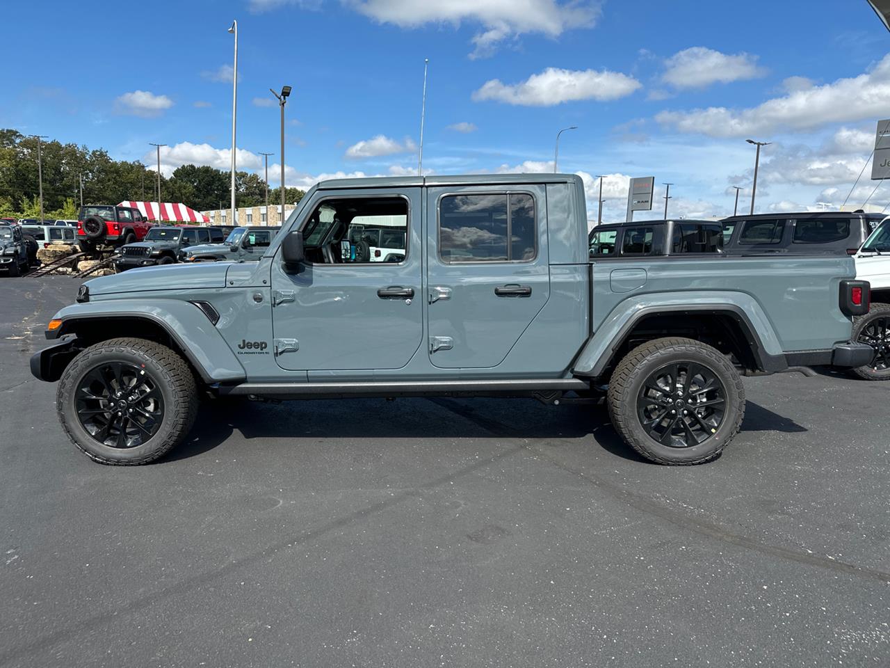 2024 Jeep Gladiator