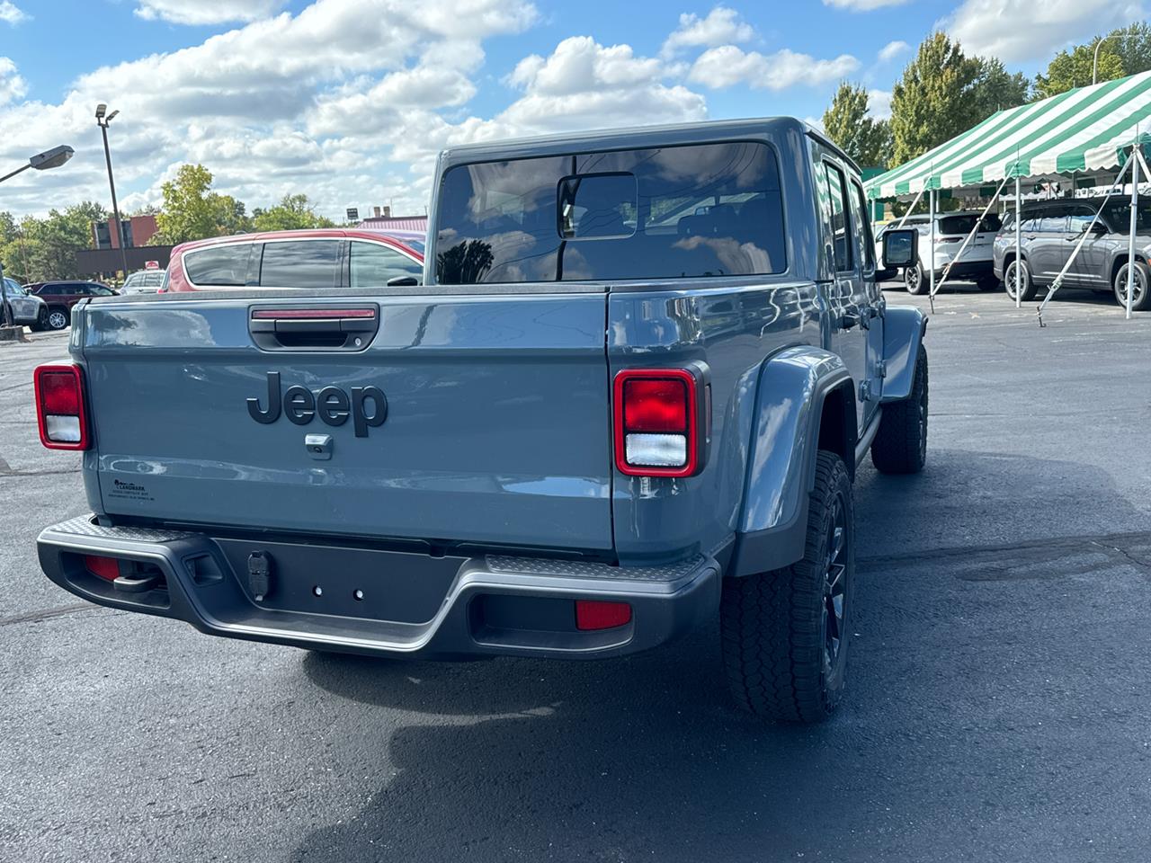 2024 Jeep Gladiator