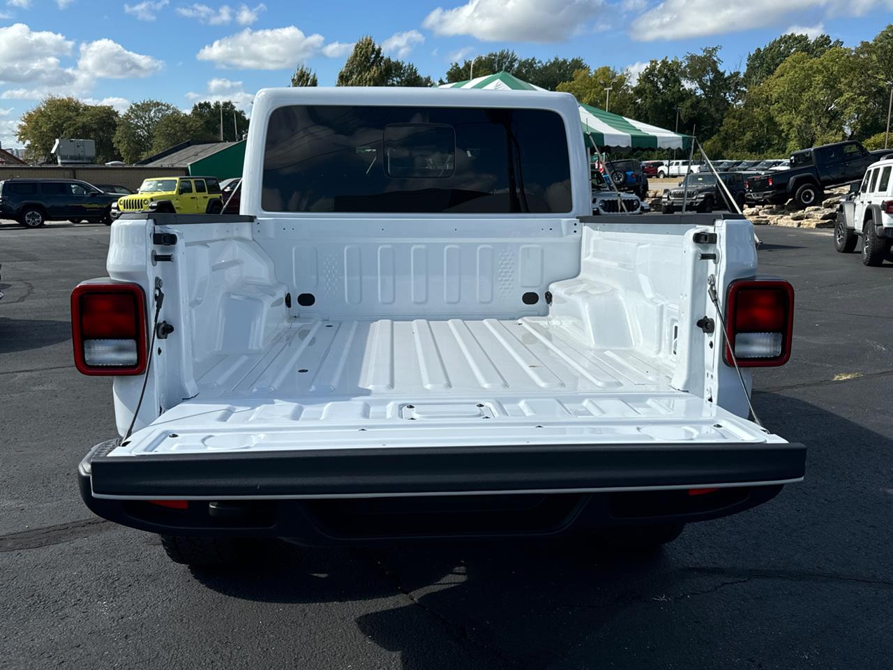 2024 Jeep Gladiator