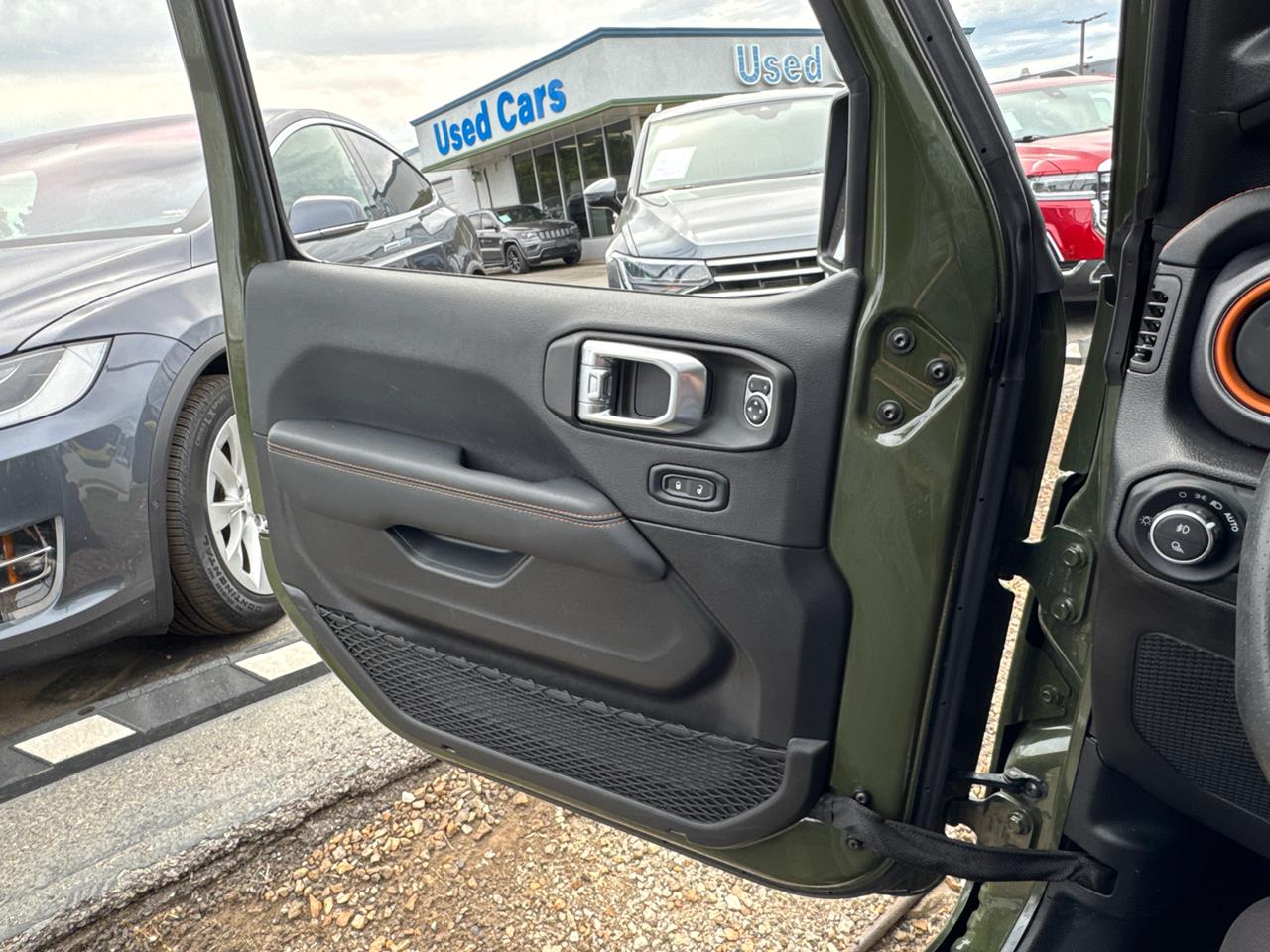2023 Jeep Gladiator