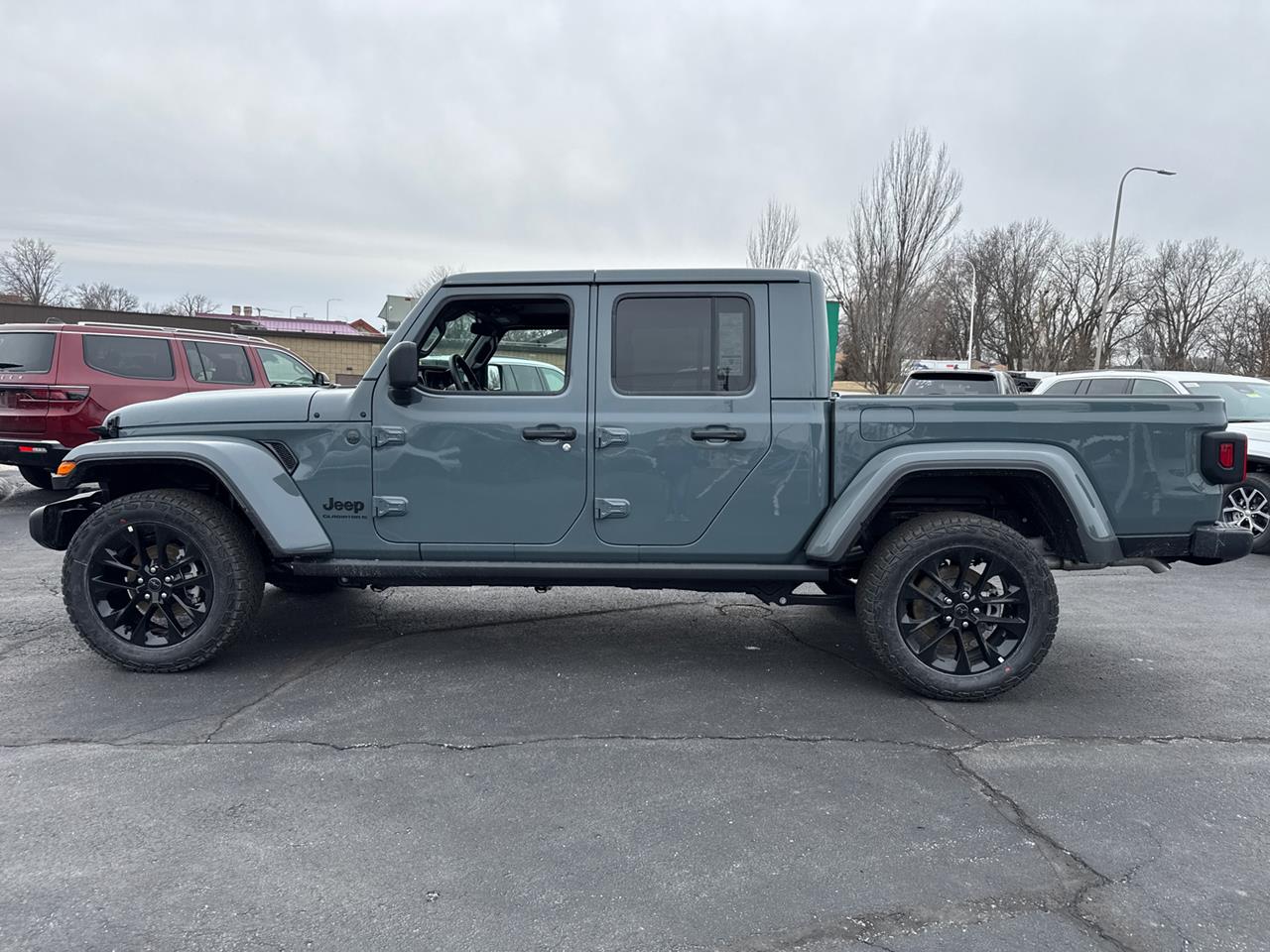 2025 Jeep Gladiator