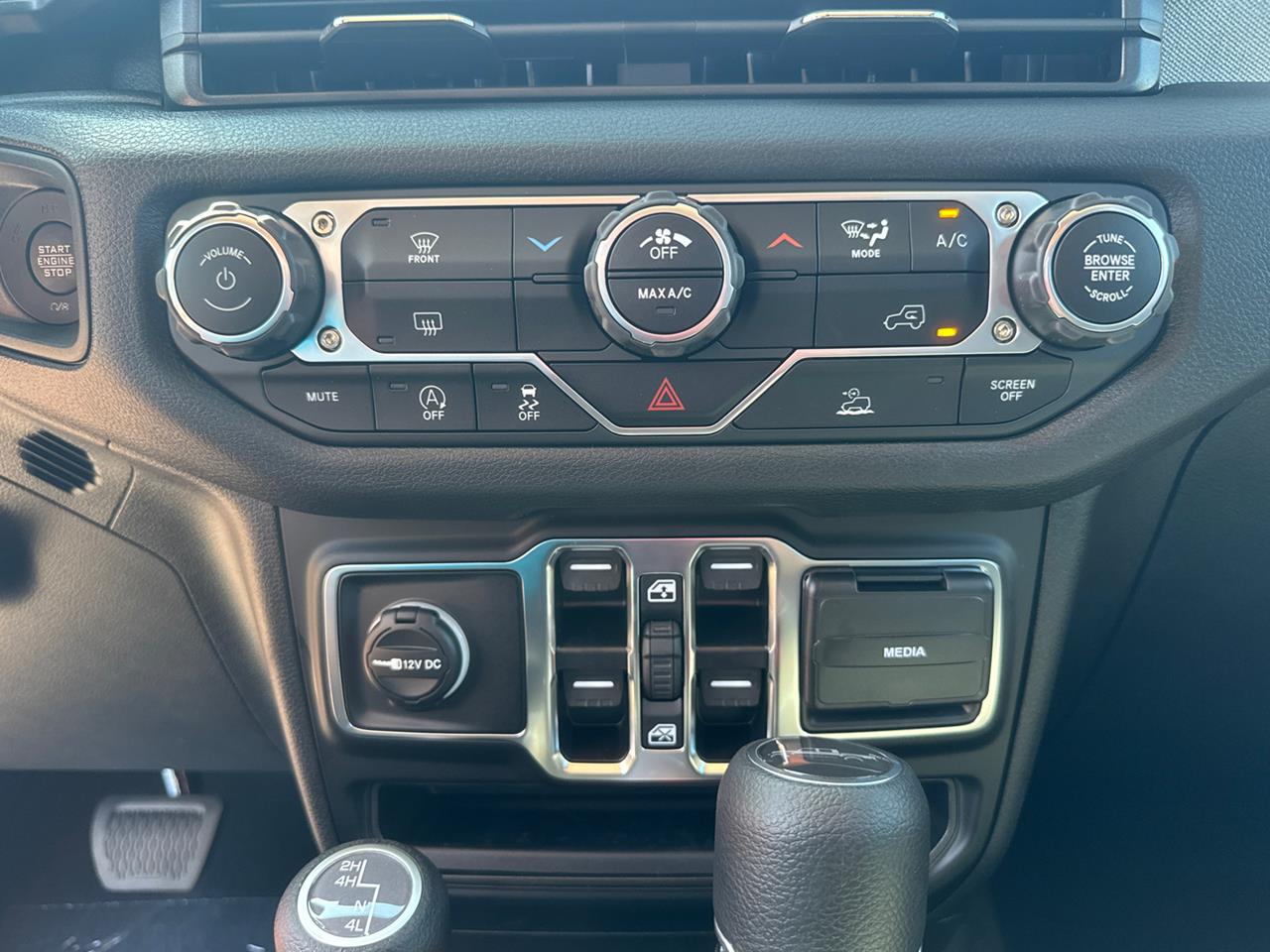 2025 Jeep Gladiator