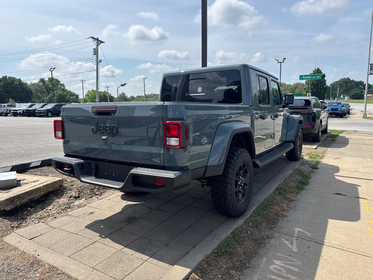 2025 Jeep Gladiator