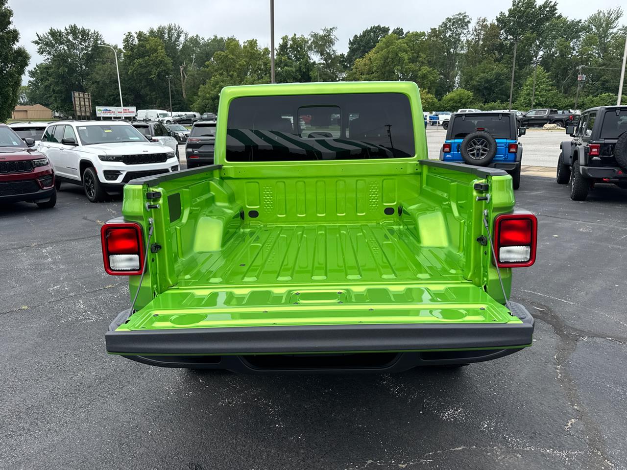 2025 Jeep Gladiator