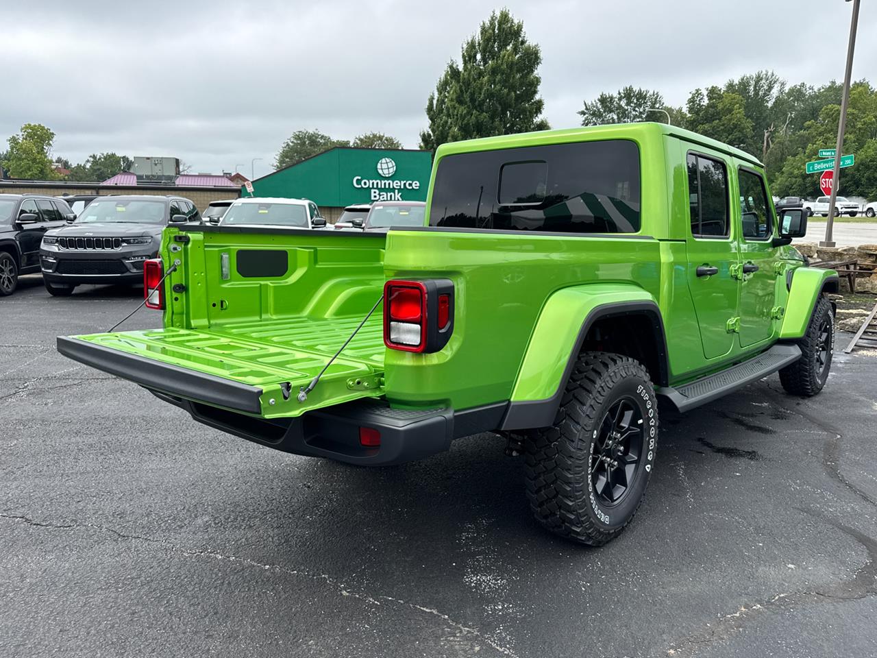 2025 Jeep Gladiator