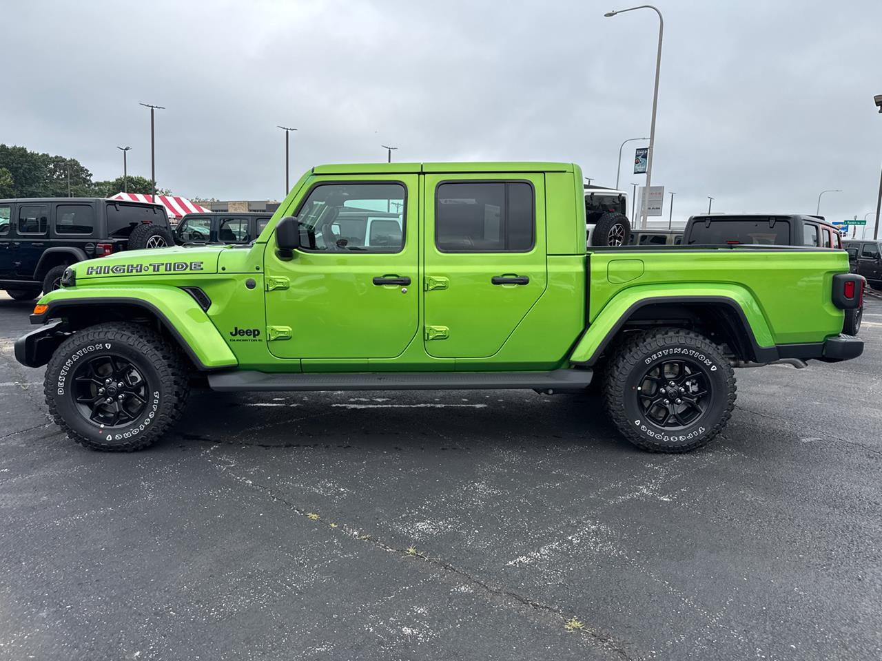 2025 Jeep Gladiator