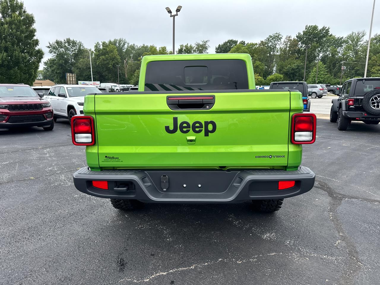 2025 Jeep Gladiator