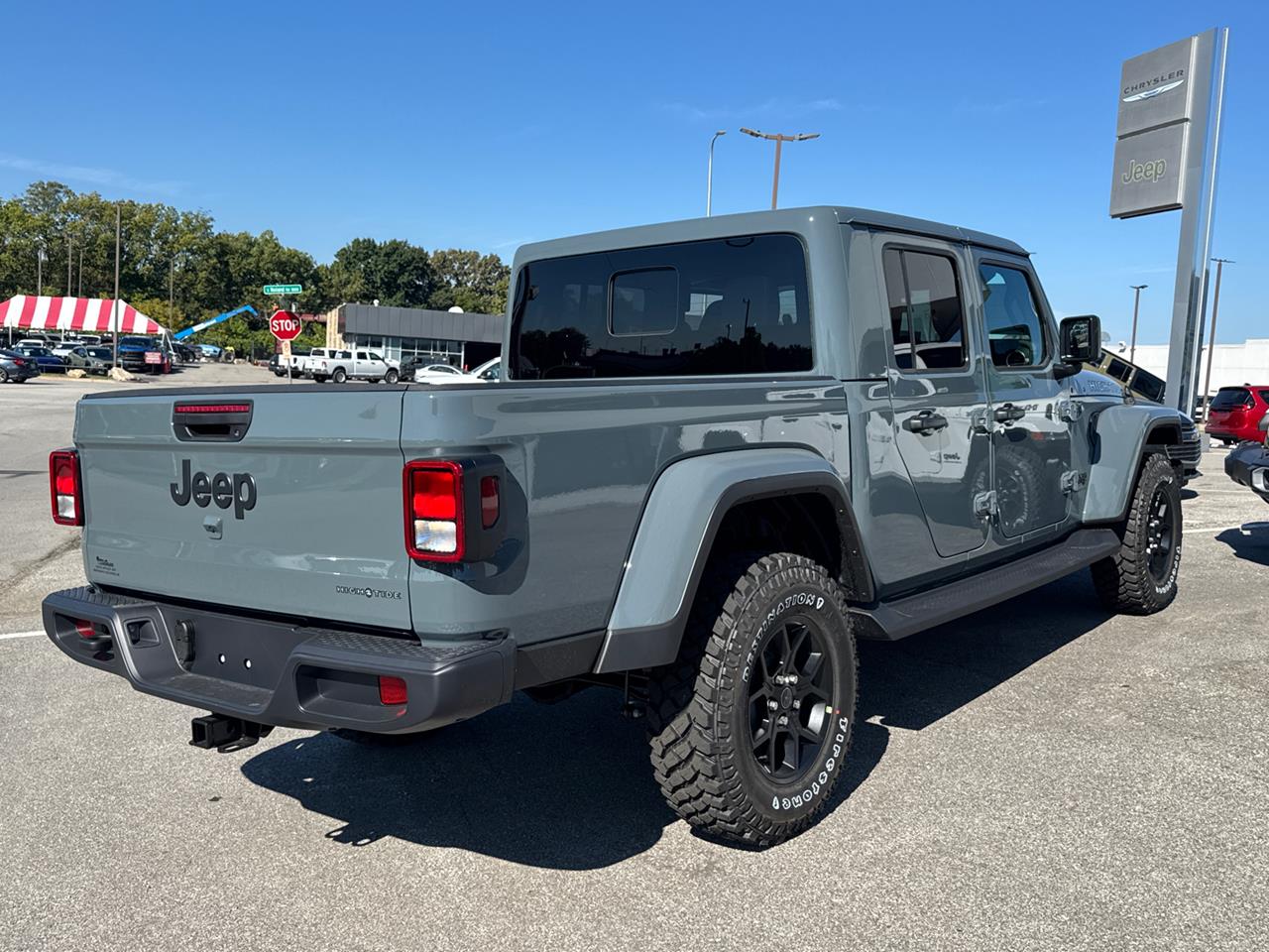2025 Jeep Gladiator