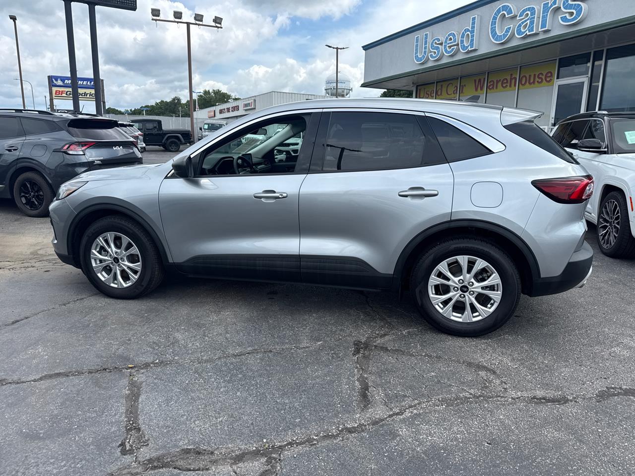 2023 Ford Escape