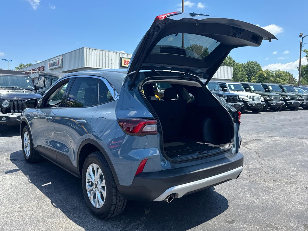 2023 Ford Escape