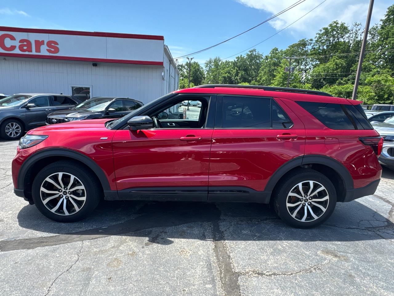 2025 Ford Explorer