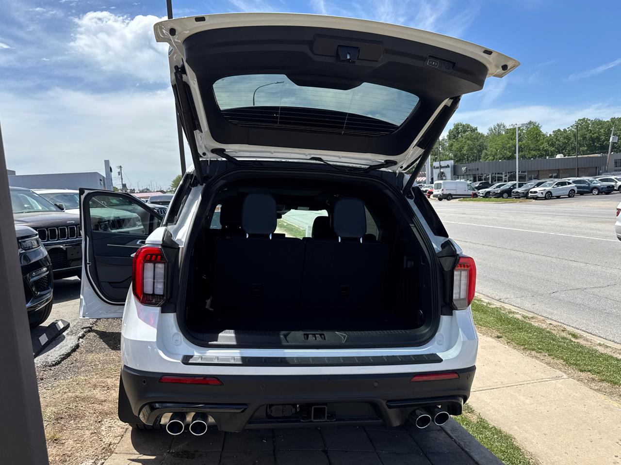 2025 Ford Explorer