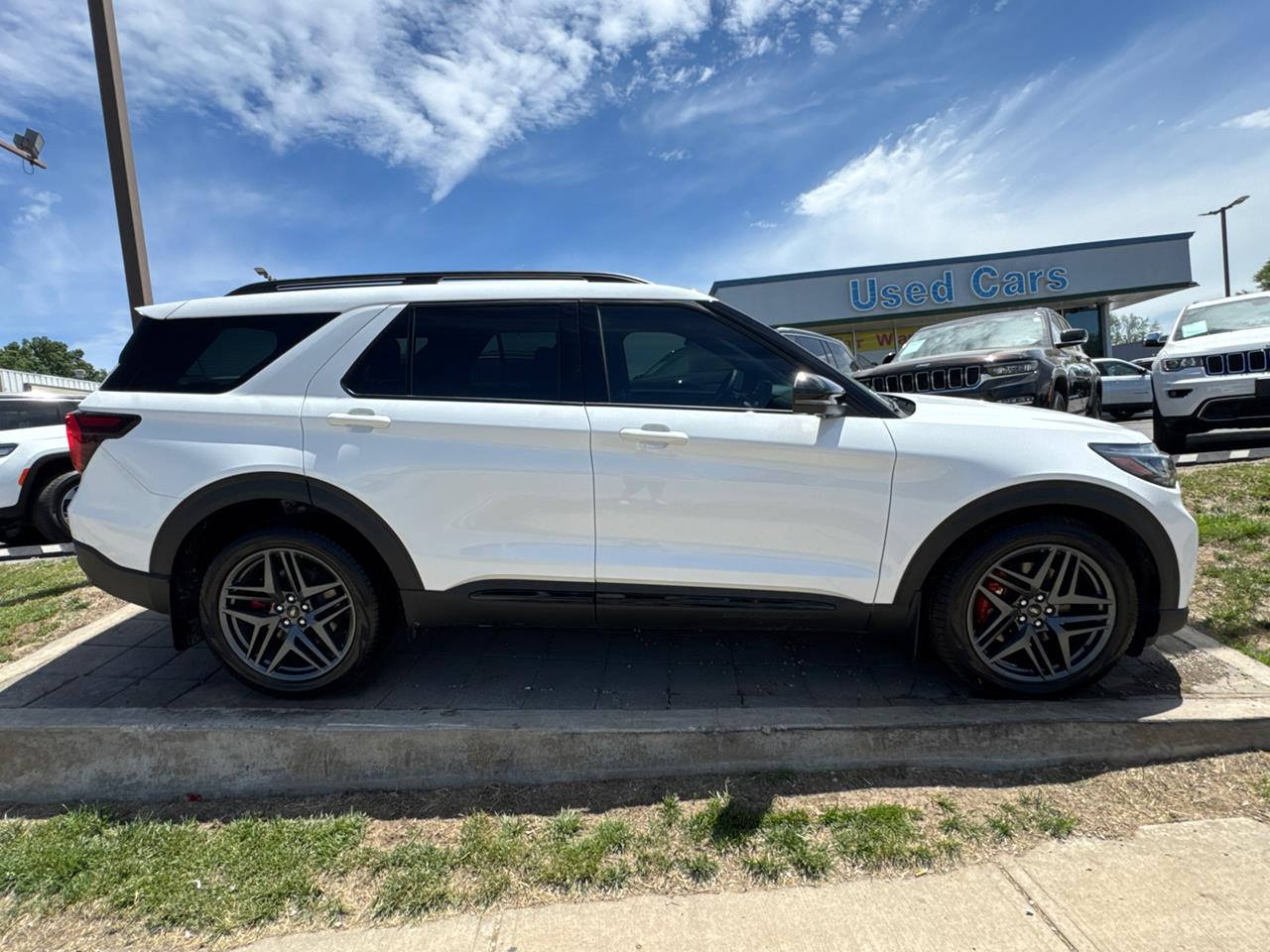 2025 Ford Explorer