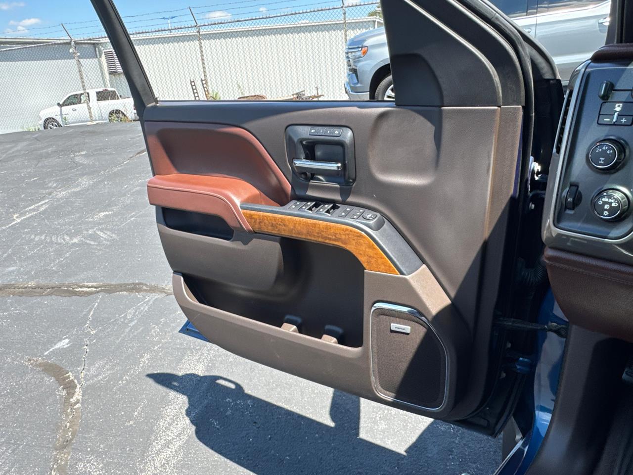 2015 Chevrolet Silverado 2500HD Built After Aug 14
