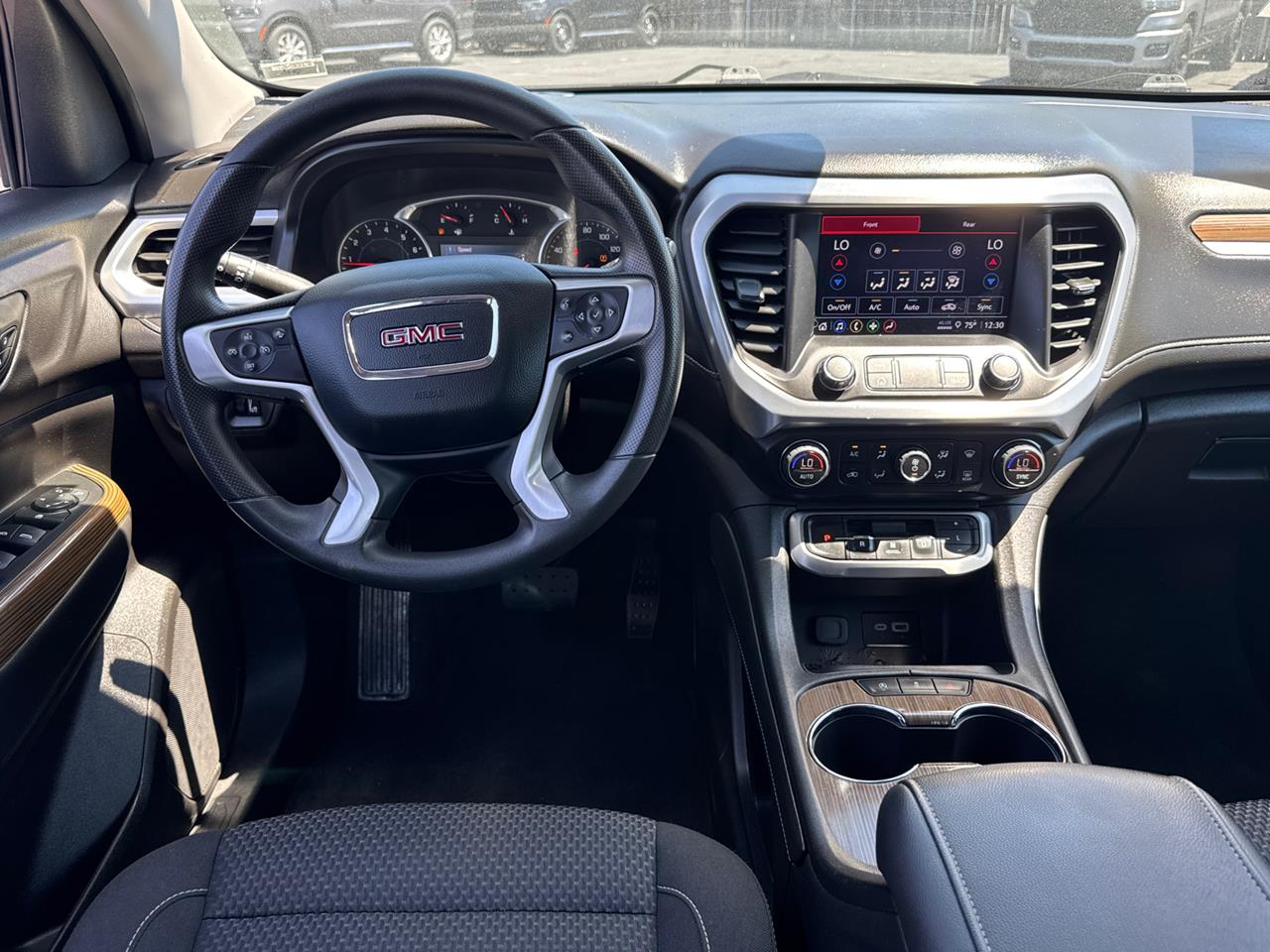 2023 GMC Acadia