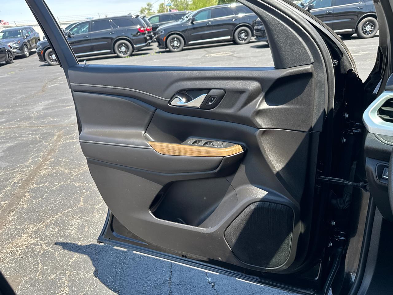 2023 GMC Acadia