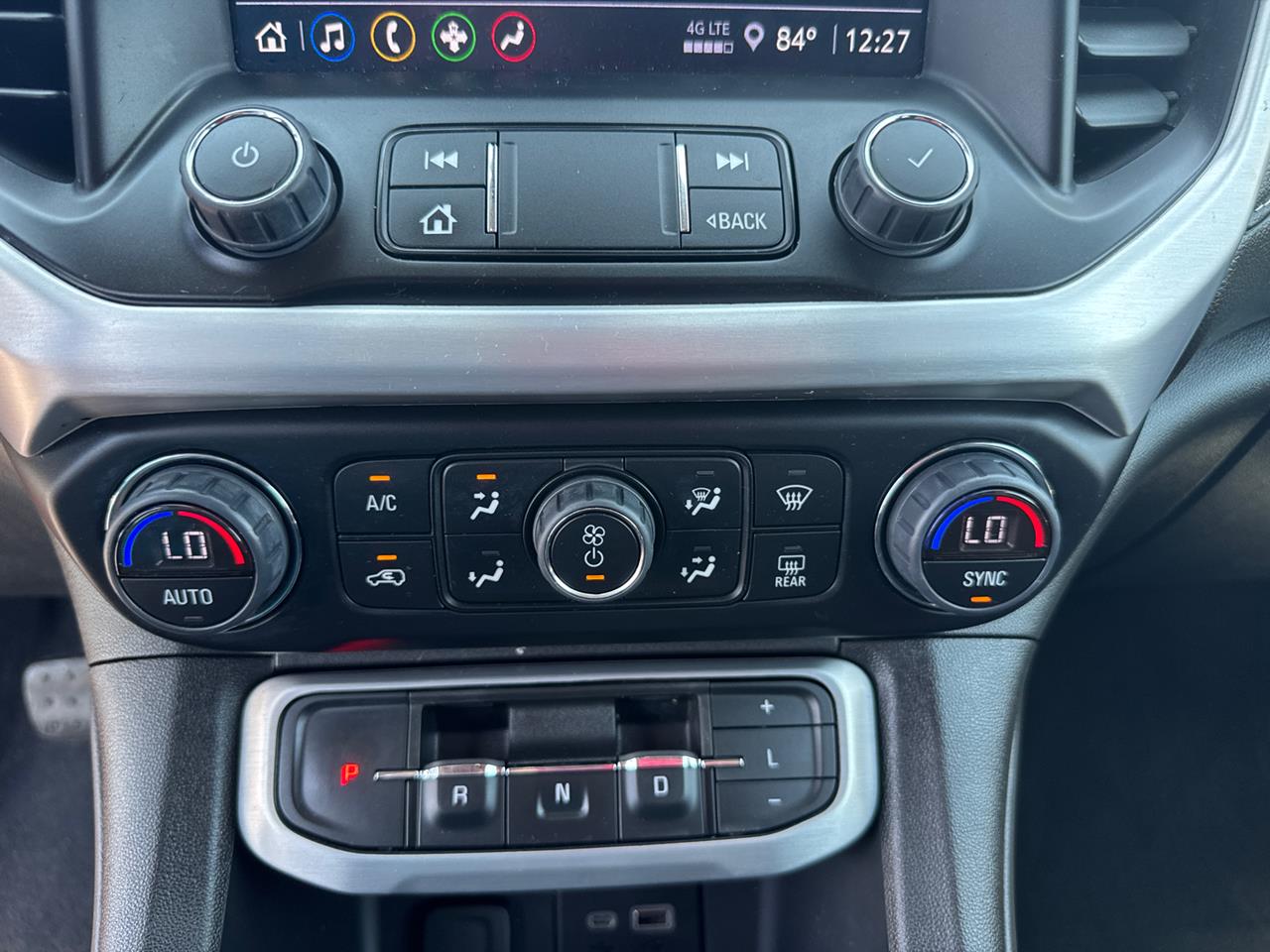 2023 GMC Acadia